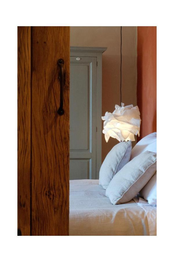 キュキュロン Les Jardins De Sitaara Bed & Breakfast エクステリア 写真