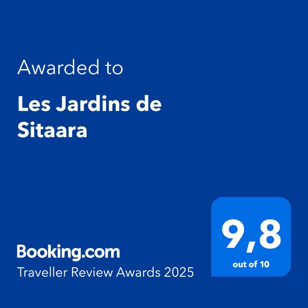 キュキュロン Les Jardins De Sitaara Bed & Breakfast エクステリア 写真
